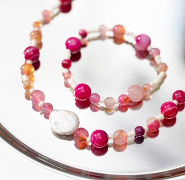 Collier bijoux avec agates