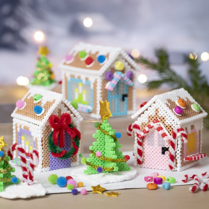 Charmante ville de Noël en perles à repasser