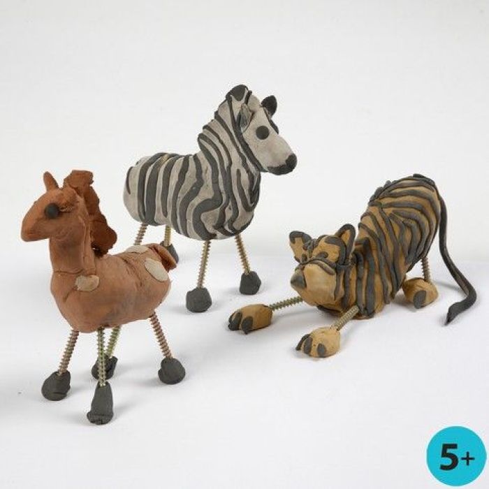 Animaux sauvages en argile autodurcissante et vis à visser