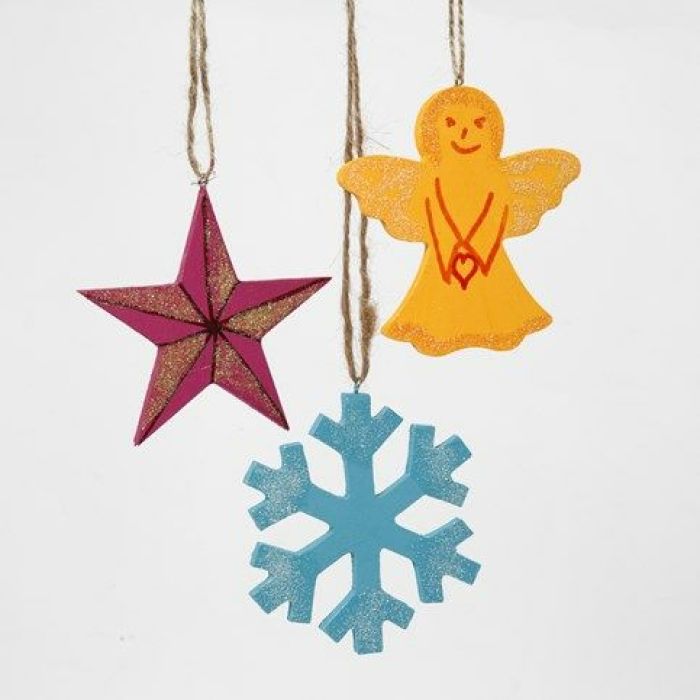 Décorations de Noël en bois peintes à suspendre avec des paillettes