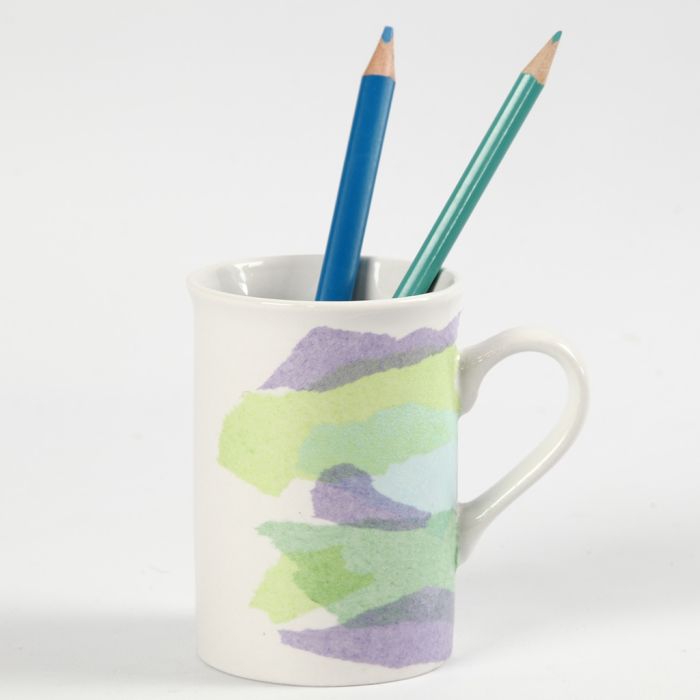 Découpage sur porcelaine