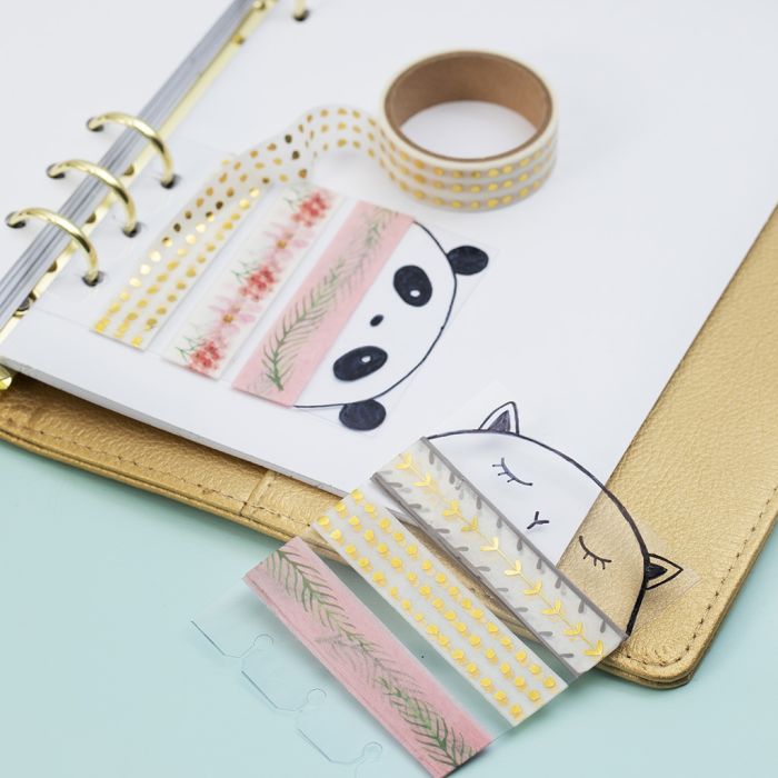 Un support de ruban de masquage en film rigide pour bullet journal et agenda.