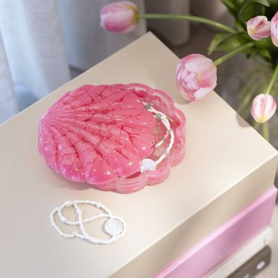 Plat coquille en bior&eacute;sine transparente avec couvercle effet marbr&eacute;