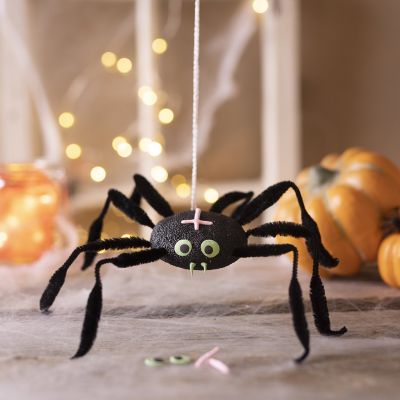 Araign&eacute;e en p&acirc;te Silk Clay&reg; et Foam Clay&reg;