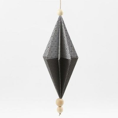 Un diamant en papier rectangulaire réalisé avec du papier Design de chez Vivi Gade