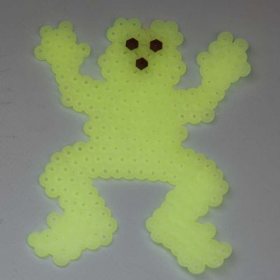 Motif réalisé avec des perles à repasser lumineuses Nabbi