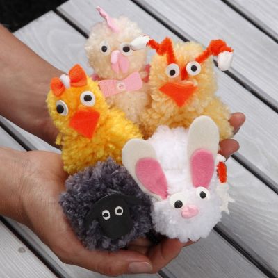 Des animaux de Pâques en pompons