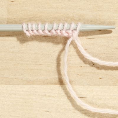 Comment monter des mailles au tricot