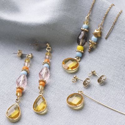 Boucles d’oreilles avec pendentifs cabochon