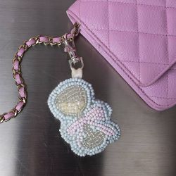 Perles de rocaille, d 3 mm, dim. 8/0, diam&egrave;tre int&eacute;rieur 0,6-1,0 mm, rose clair, 25 gr/ 1 Pq.